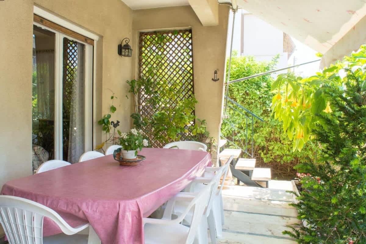 Family Apt With Garden Next To The Sea Athens Ngoại thất bức ảnh